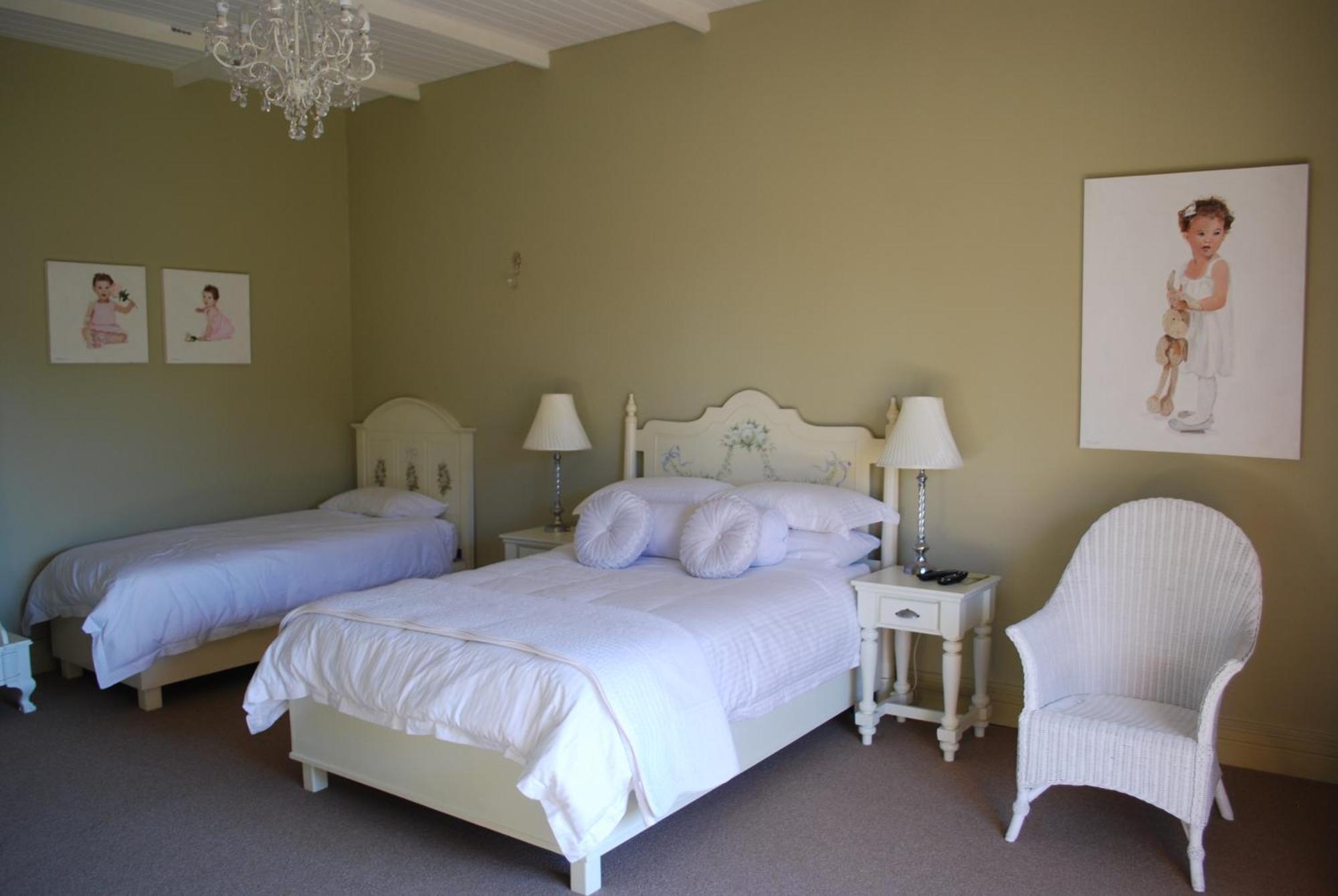 Olive Hill Country Lodge Bloemfontein Extérieur photo